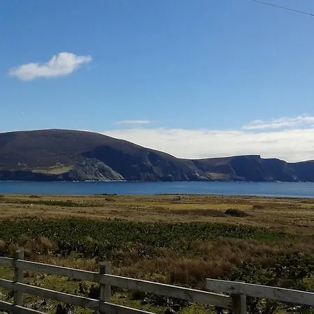 Bed & Breakfast Achill West Coast House Dooagh