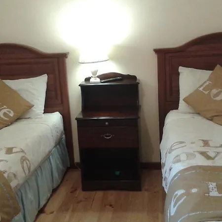 Bed & Breakfast Achill West Coast House 3*