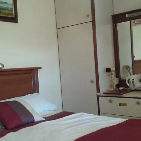 Achill West Coast House 3* Dooagh