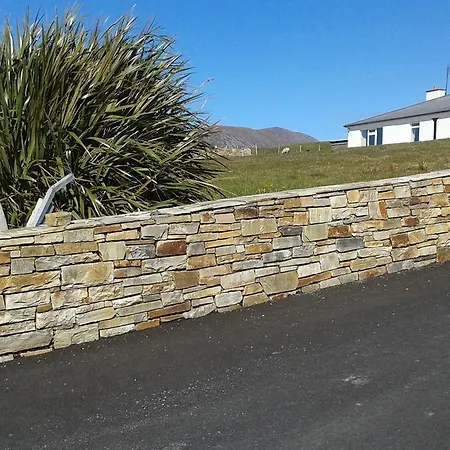 Bed & Breakfast Achill West Coast House 3*